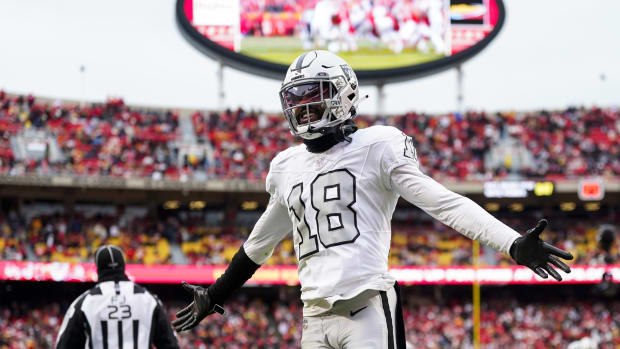 Jack Jones vs Raiders